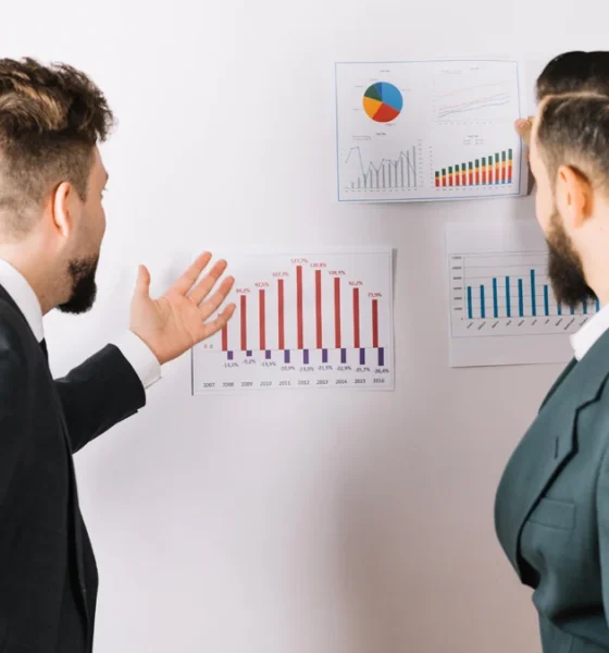Difference-Between-Entrepreneur-and-Enterprise